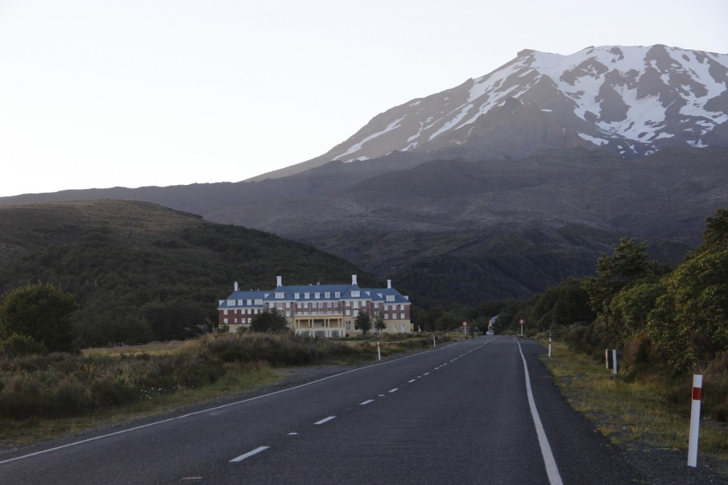 Das Hotel am Ende der Straße, dann kommt Mordor